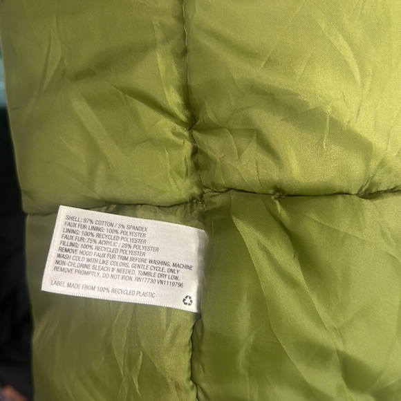 Kids’ 12/14 Super Warm Winter Jacket - Picture 6 of 6